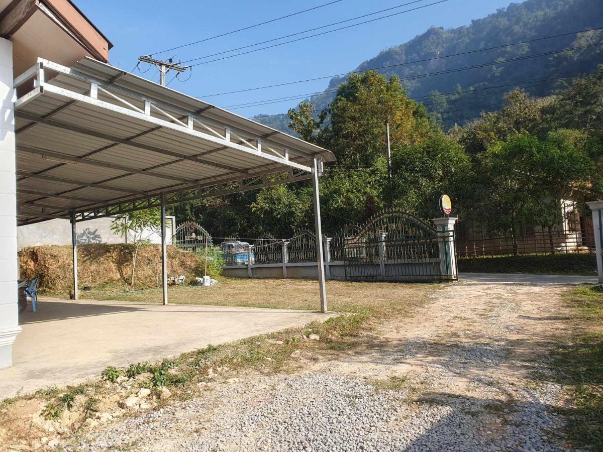 Khounxok Guesthouse Nongkhiaw 外观 照片